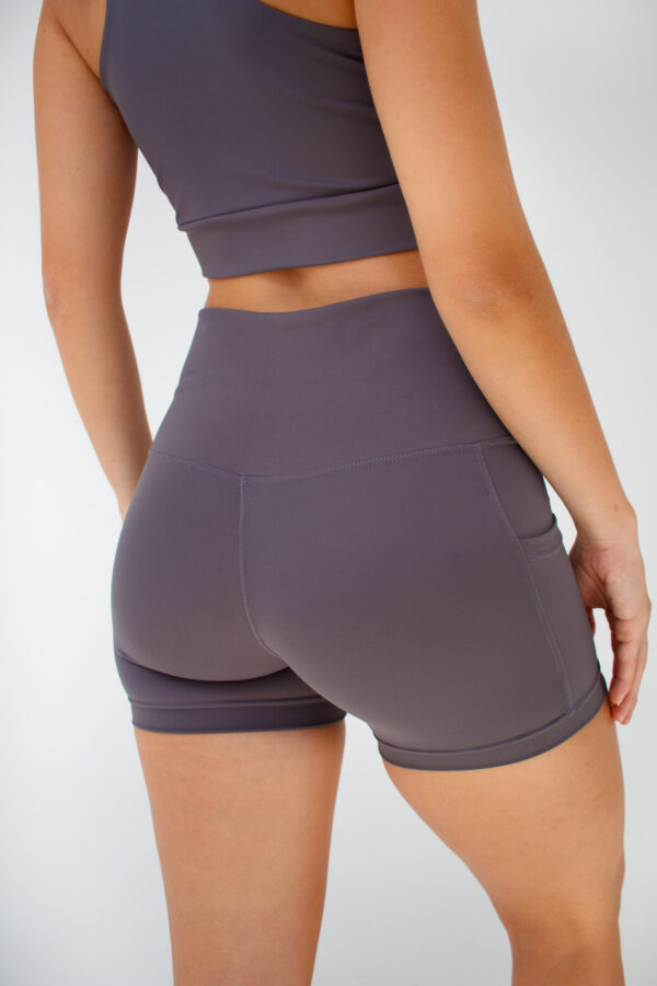 Short Fitness Adapt Cinza - Short Feminino Zero Marca Cintura Alta - Image 5